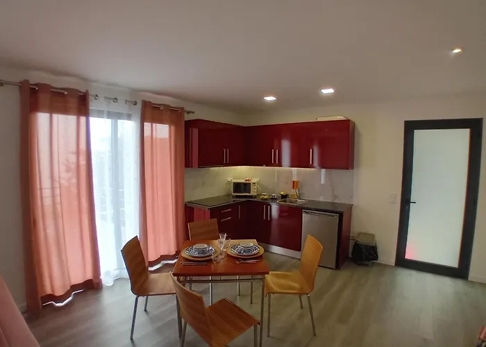 Vista ⅰ Apartamento *